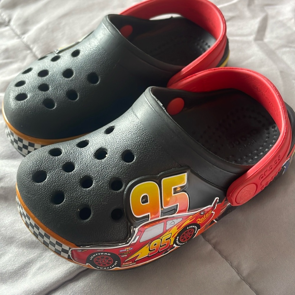 Lightning McQueen Crocs